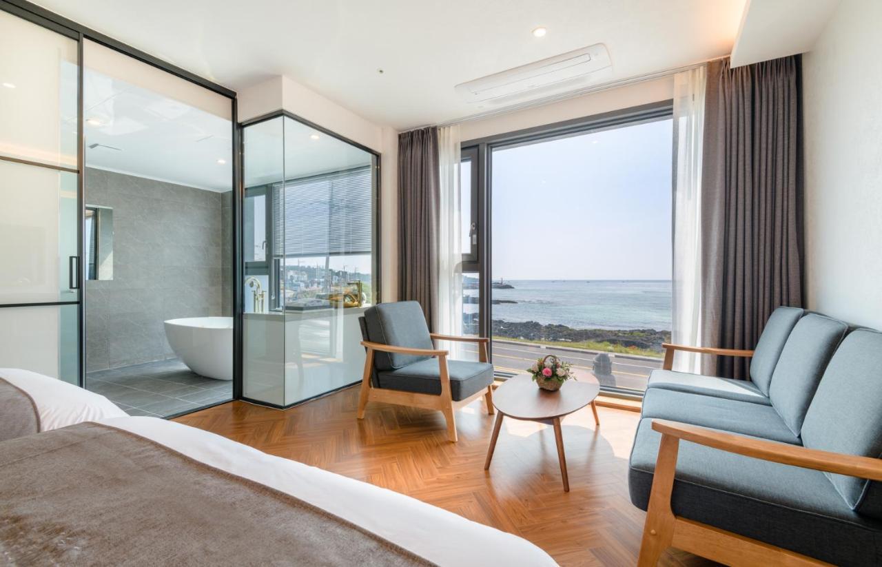 Hotel Mer Bleue Чеджудо Экстерьер фото