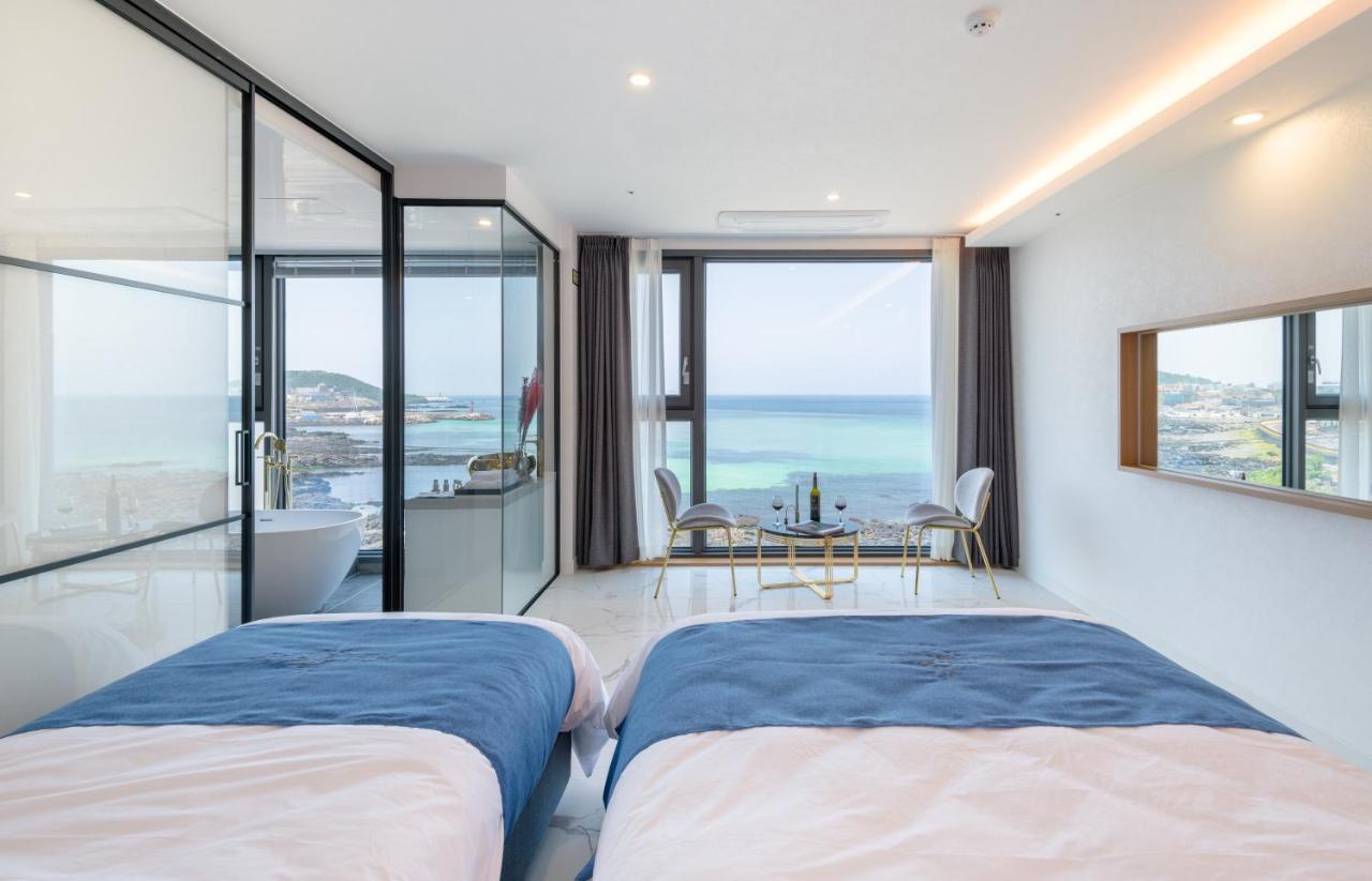 Hotel Mer Bleue Чеджудо Экстерьер фото